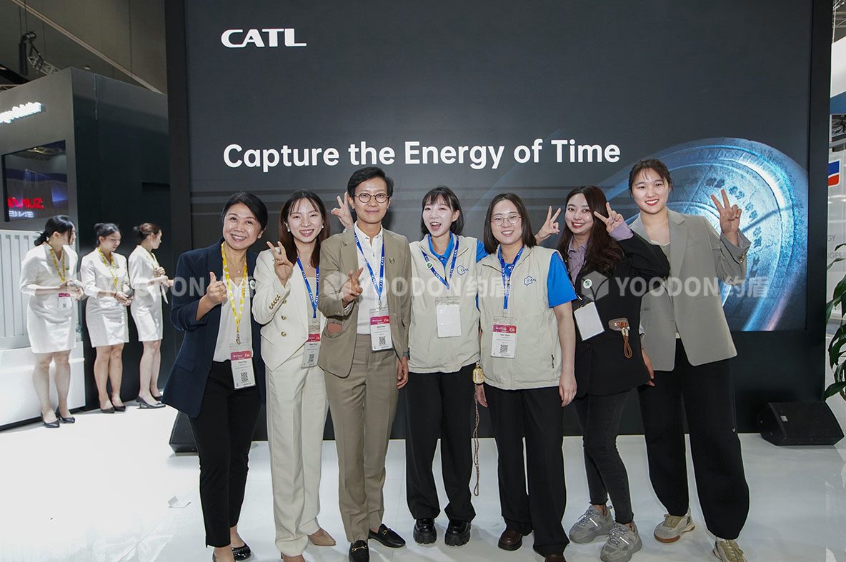 大型展臺(tái)搭建